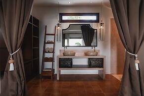 Aram Residence