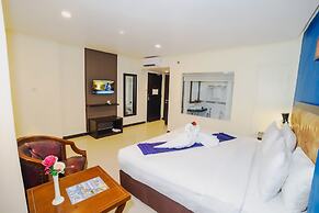 Parkside Star Hotel Waena