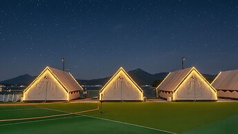 Goseong Bluebeach Pension&glamping