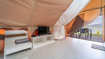 Goseong Bluebeach Pension&glamping