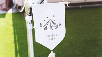 Goseong Bluebeach Pension&glamping