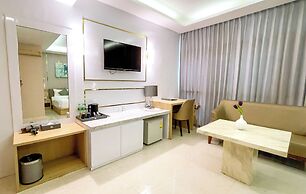Elegant Airport Hotel