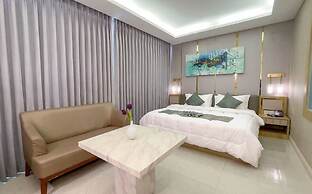 Elegant Airport Hotel