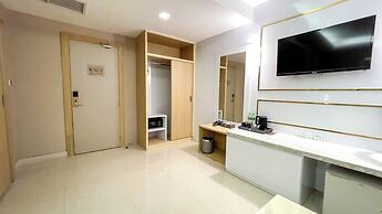 Elegant Airport Hotel
