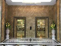 Elegant Airport Hotel