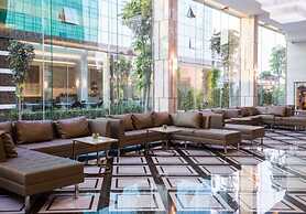 Elegant Airport Hotel