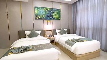 Elegant Airport Hotel