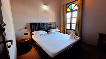 Rumaisa Hotel