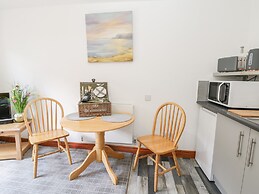 Farrier's Lodge
