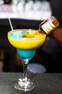 Crown Hotel Piarco