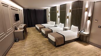 Lala Grand Hotel