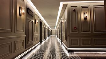 Lala Grand Hotel