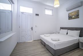 YALI SUİTES HOTEL
