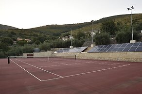 LA DEPENDANCE