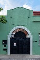 Larimar  Gallery y Hotel Boutique