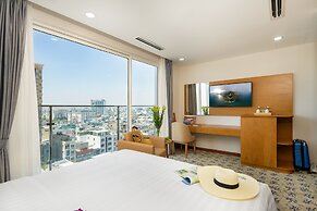 Record Hotel