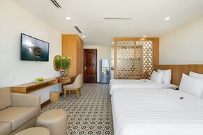 Record Hotel