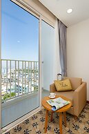 Record Hotel