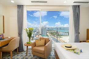 Record Hotel