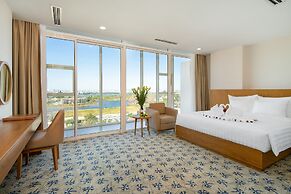 Record Hotel