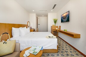 Record Hotel