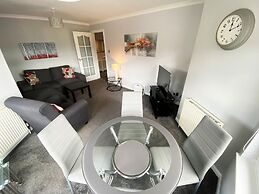 NEW Super 2 Bedroom Flat in Falkirk