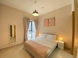 Lux BnB Bellevue Tower City  View