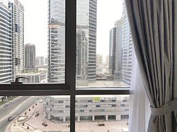 Lux BnB Bellevue Tower City  View