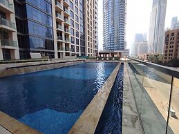Lux BnB Bellevue Tower City  View