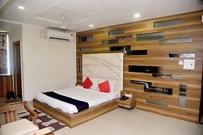 HOTEL RADIANCE