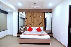 HOTEL RADIANCE