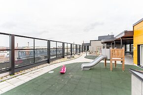 1BR & Balcony next to Railway Station
