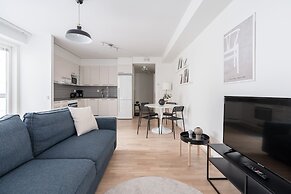 1BR & Balcony next to Railway Station