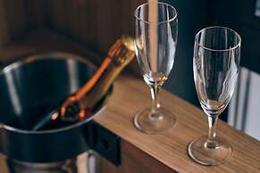 Loisium Wine & Spa Hotel Champagne