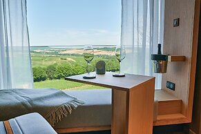 Loisium Wine & Spa Hotel Champagne