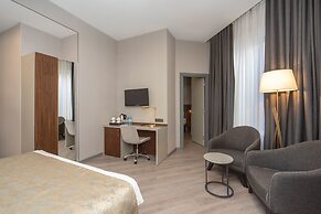 Tbilisi Chambers, Trademark Collection by Wyndham