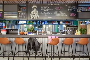 Moxy Paris Val D’Europe