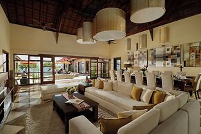 Villa Nagasutra by Nakula