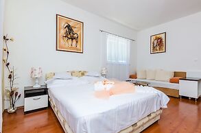 Villa Aura - Adult Only