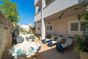 Villa Aura - Adult Only