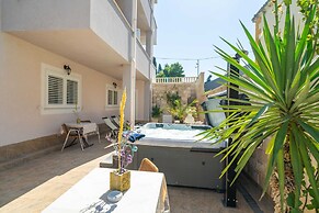 Villa Aura - Adult Only