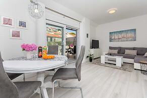 Apartment Gloria