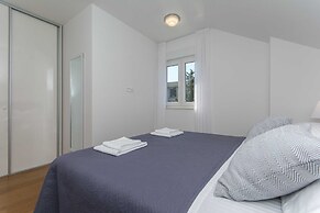 Apartment Gloria