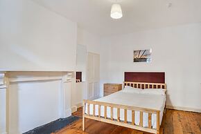 No 4 Georgian Shared House - By Clifton Short Lets