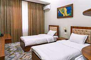 Macan Terrace Hotel