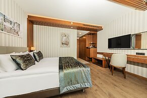 Mukarnas Pera Hotel