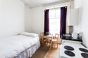 No 2 Georgian Shared House - By Clifton Short Lets
