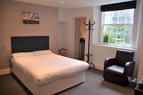 No 2 Georgian Shared House - By Clifton Short Lets