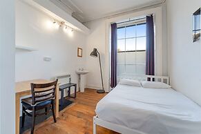 No 2 Georgian Shared House - By Clifton Short Lets