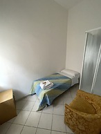 Hotel Moroni